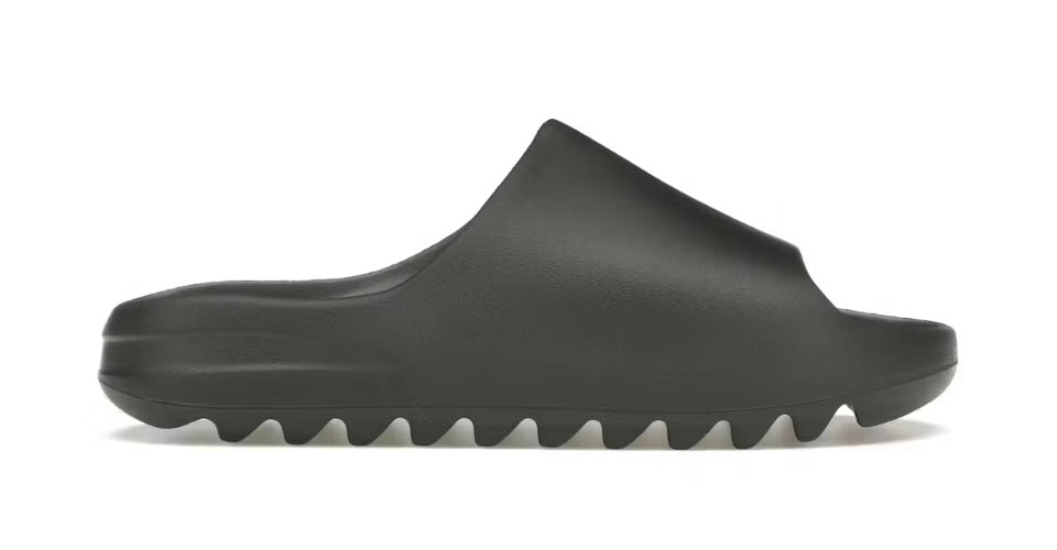 Yeezy Slide Dark Onyx